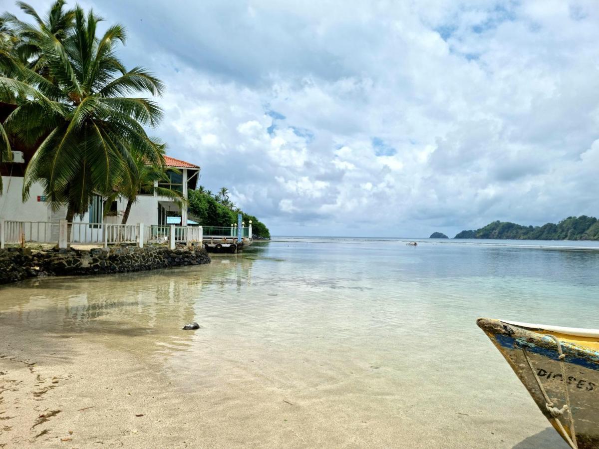 Paradise Island Beach Hotel Isla Grande Exterior photo