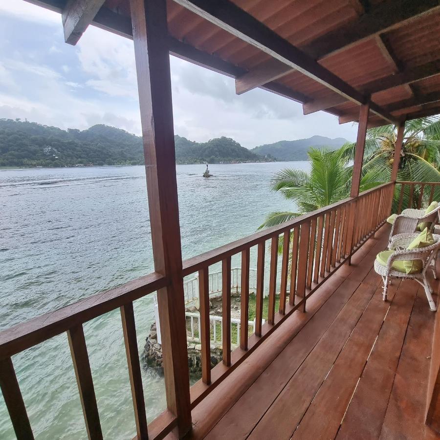 Paradise Island Beach Hotel Isla Grande Exterior photo